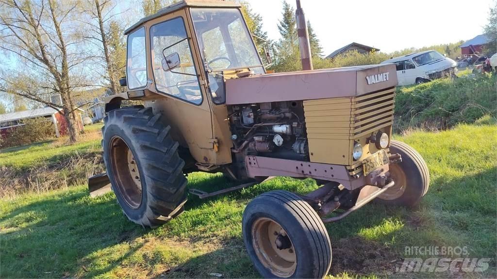 Valmet 702 Traktori