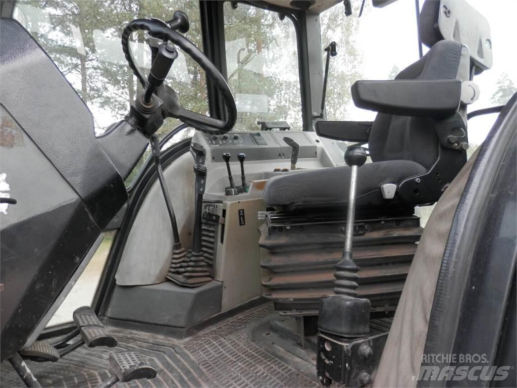 Valmet 8000 Traktori