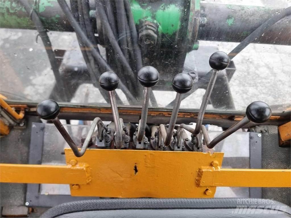 Valmet 802-4 Traktori