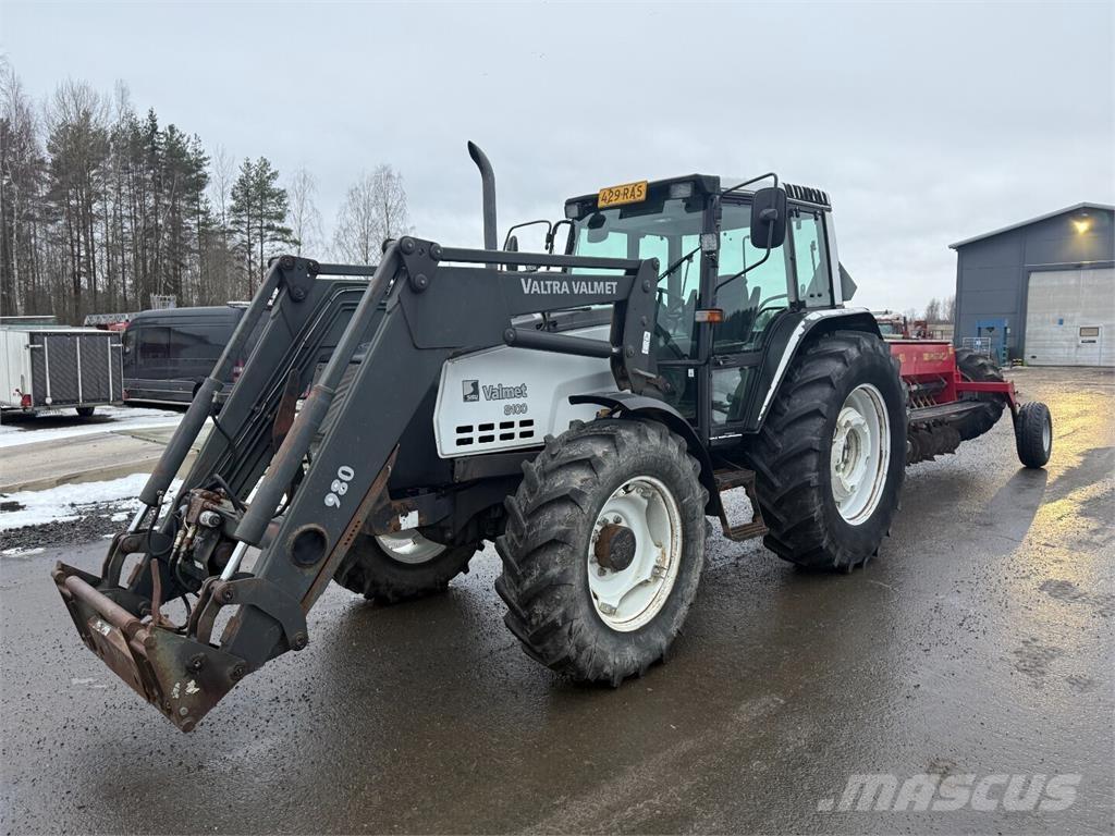 Valmet 8100 Turbo Traktori