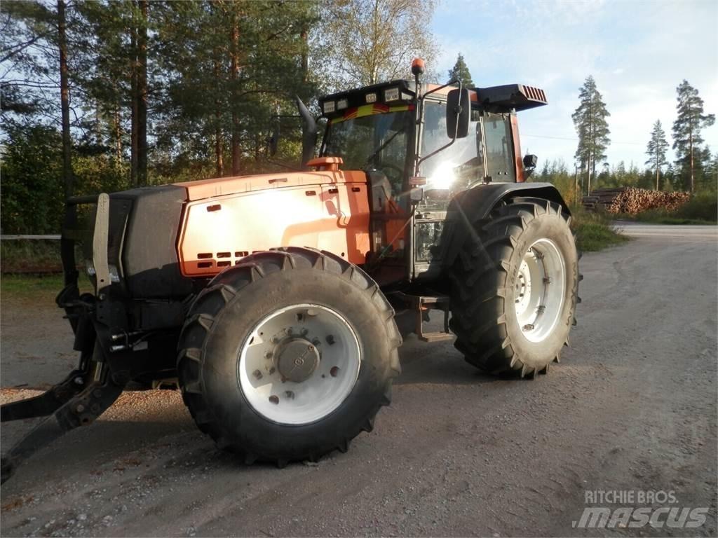 Valmet 8550 Traktori