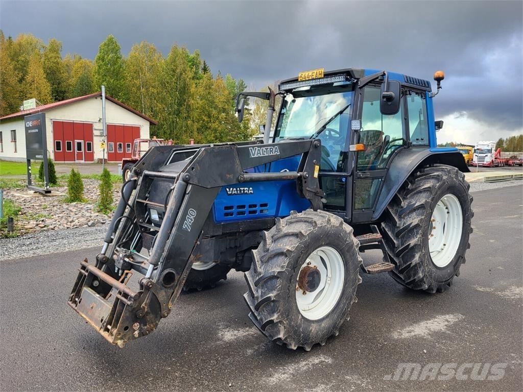 Valtra 6300-4 Traktori