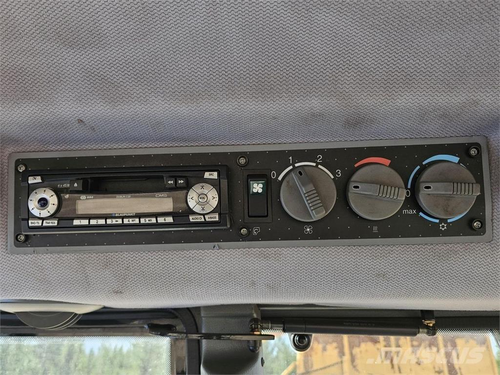 Valtra 6400 Traktori