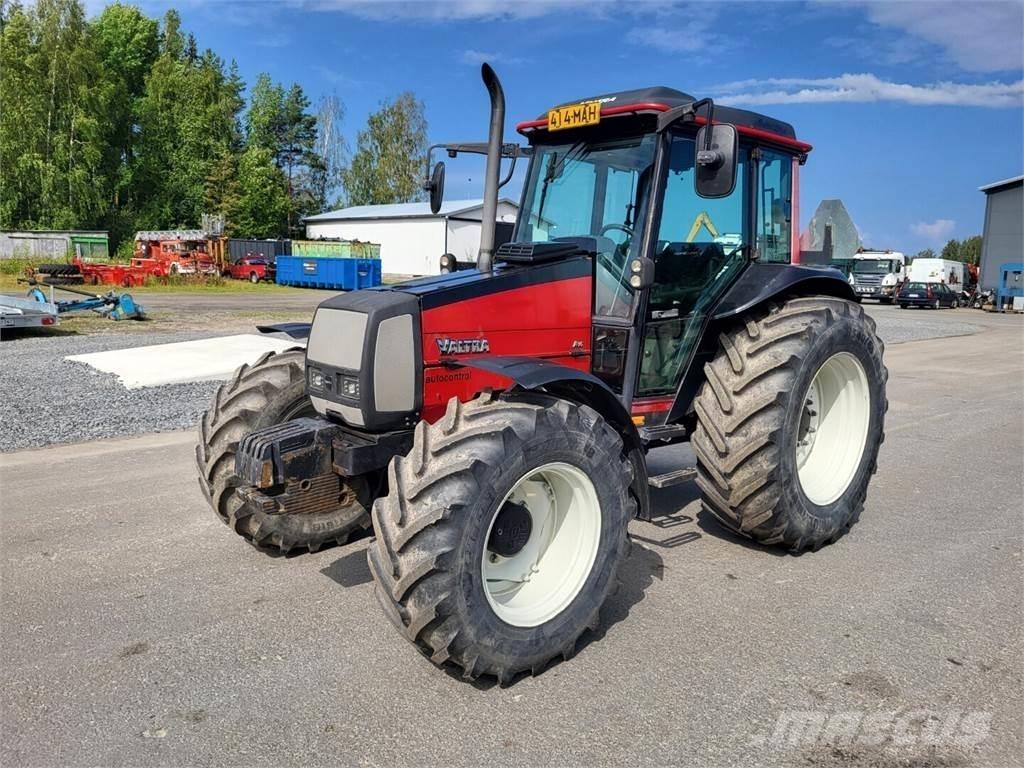 Valtra Valmet 900 Traktori