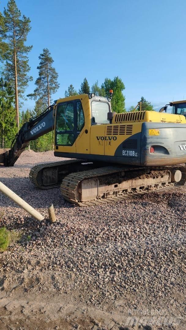 Volvo 210 B Bageri guseničari