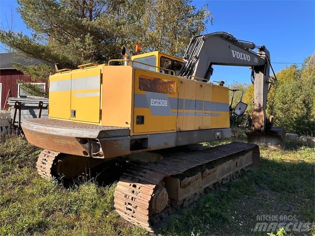 Volvo EC230B Bageri guseničari