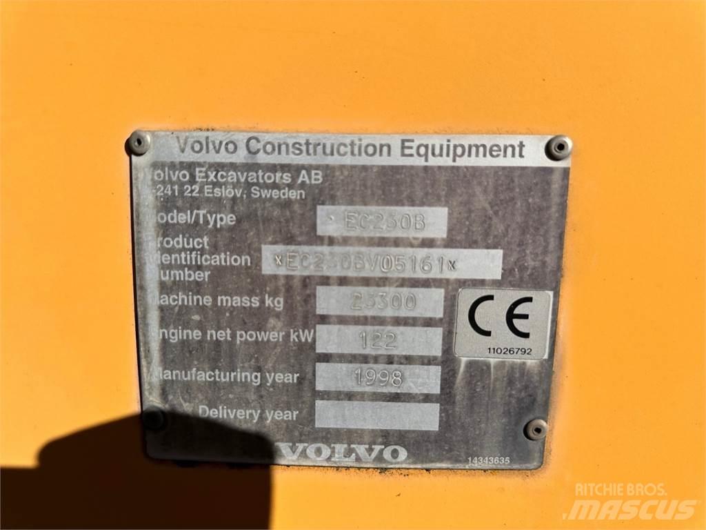 Volvo EC230B Bageri guseničari