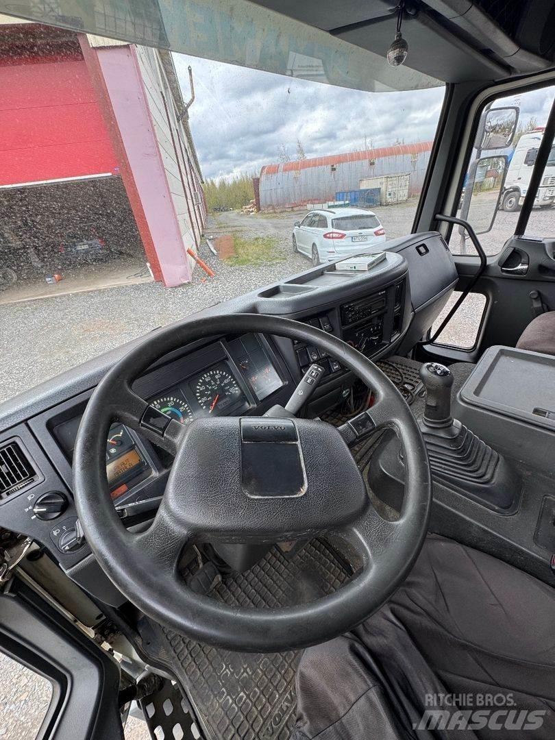 Volvo FL6 Kamioni sa otvorenim sandukom