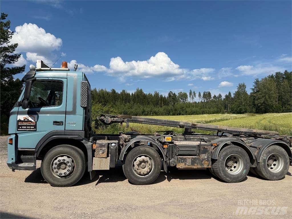 Volvo FM480 8x4 Rol kiper kamioni sa kukom za podizanje tereta