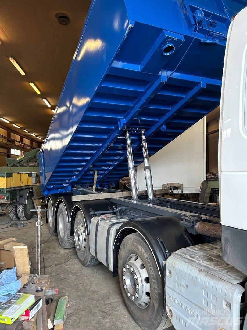 Volvo FMX 540 Kiperi kamioni