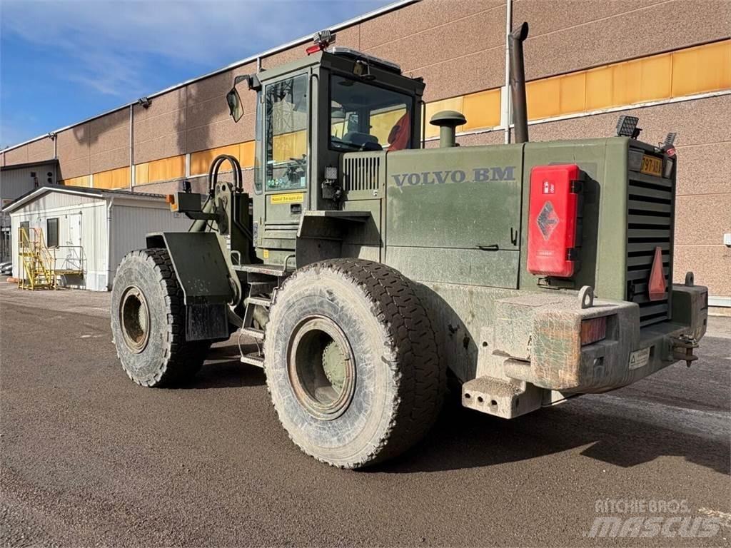 Volvo L 120 B Utovarivači na točkove