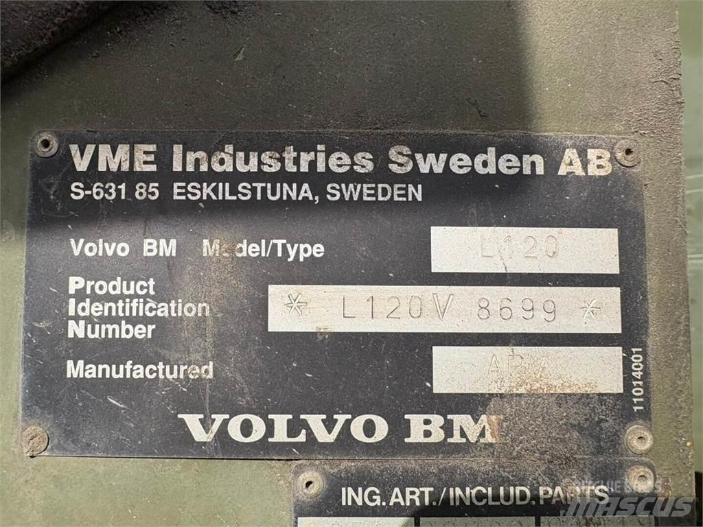 Volvo L 120 B Utovarivači na točkove