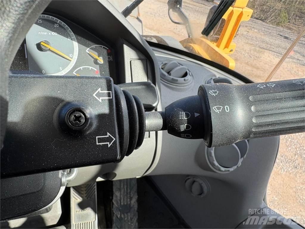 Volvo L 220 H Utovarivači na točkove