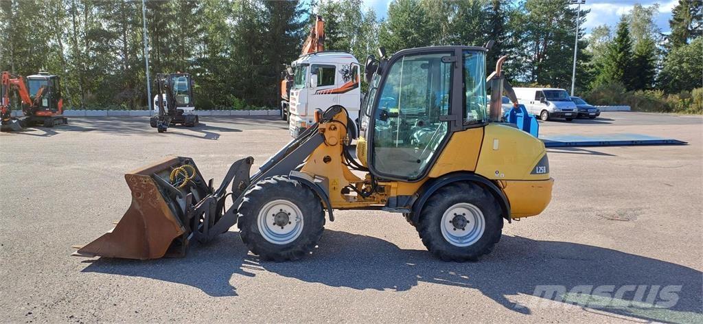 Volvo L25B-P Utovarivači na točkove