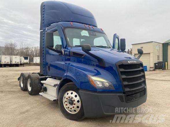 Freightliner CASCADIA 116 Tegljači