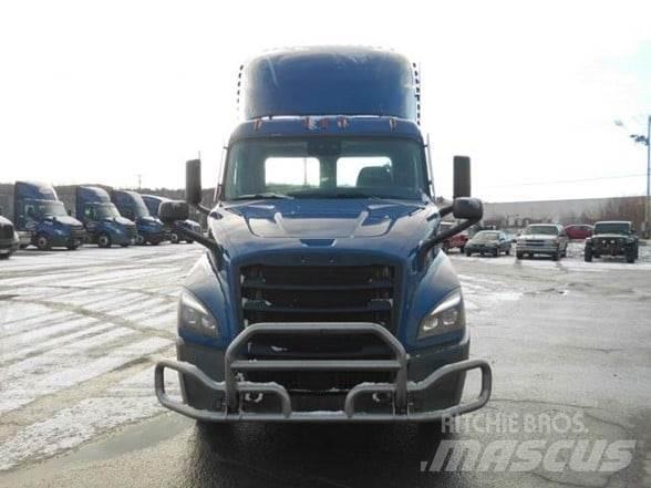 Freightliner CASCADIA 116 Tegljači