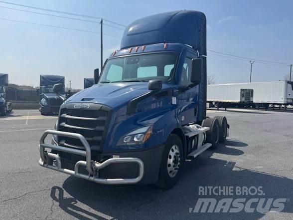 Freightliner CASCADIA 116 Tegljači