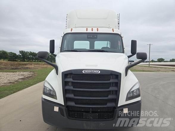 Freightliner CASCADIA 116 Tegljači