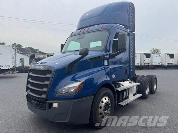 Freightliner CASCADIA 116 Tegljači