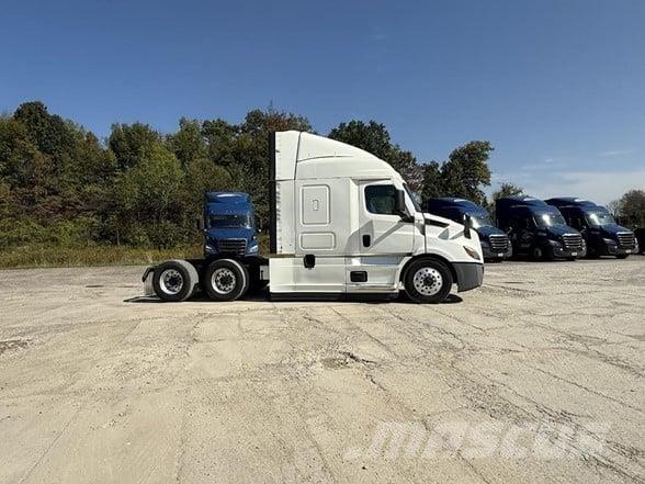 Freightliner CASCADIA 116 Tegljači