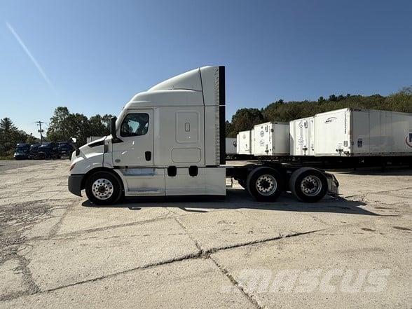 Freightliner CASCADIA 116 Tegljači