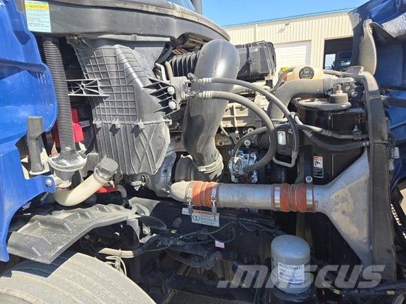 Freightliner CASCADIA 116 Tegljači