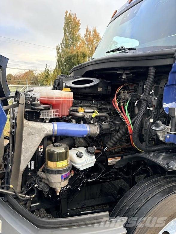 Freightliner CASCADIA 116 Tegljači