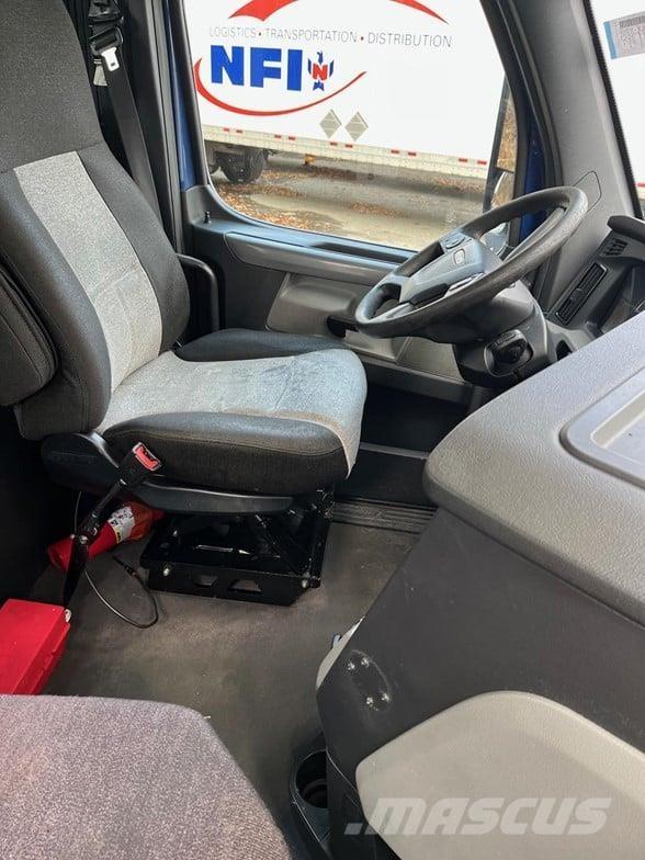 Freightliner CASCADIA 116 Tegljači