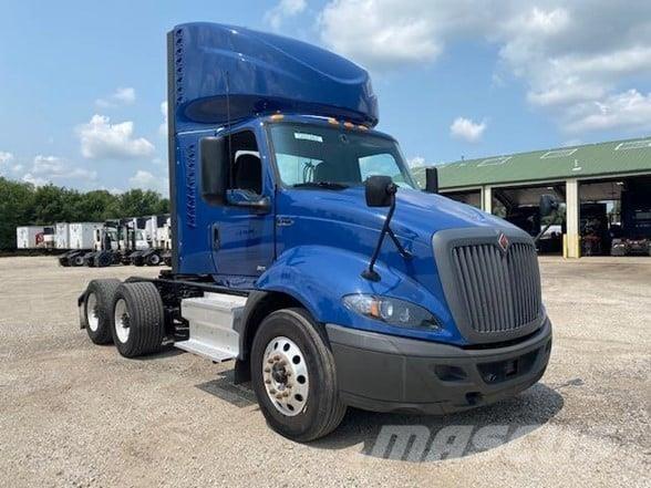 International RH Tegljači