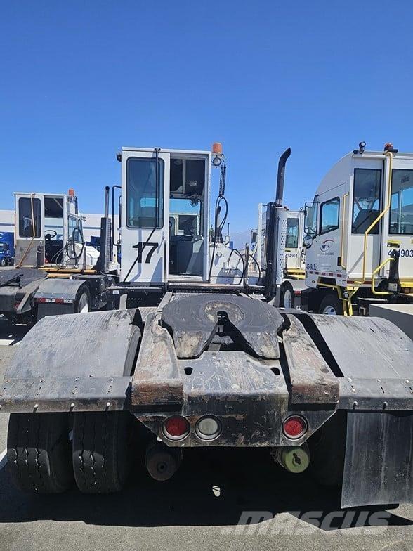 Kalmar OTTAWA 4X2 OFF-ROAD Terminalni tegljači