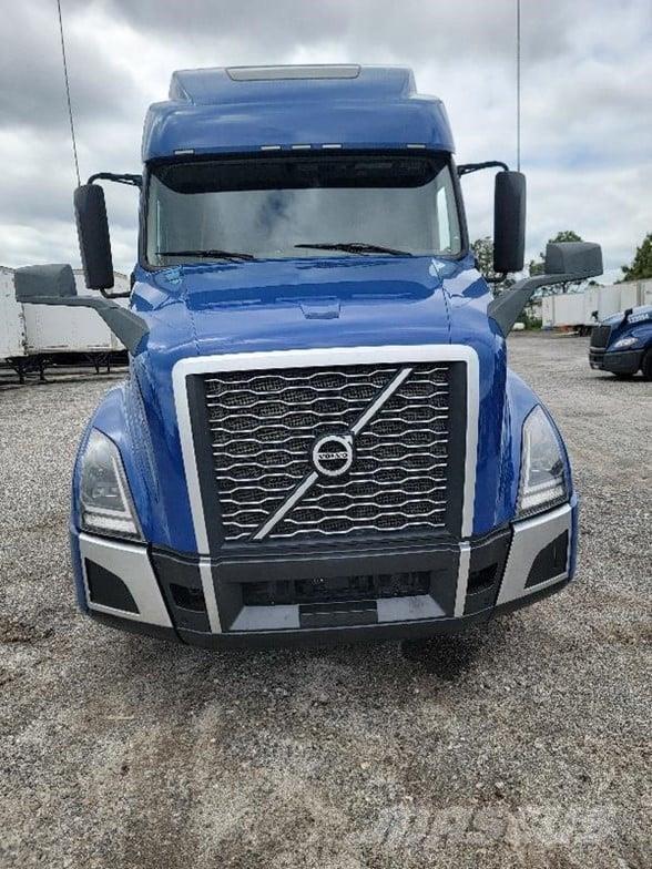 Volvo VNL64T860 Tegljači