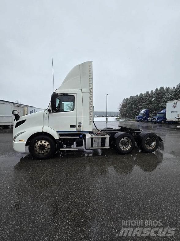 Volvo VNR64T300 Tegljači