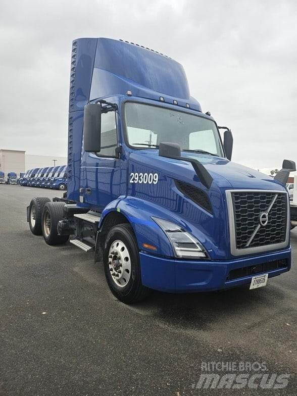 Volvo VNR64T300 Tegljači