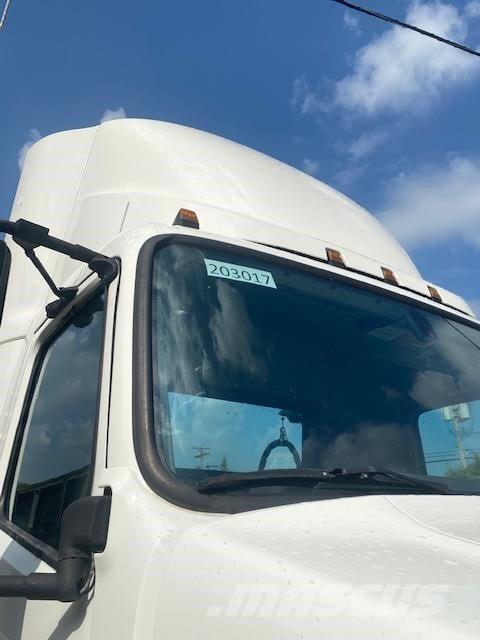 Volvo VNR64T300 Tegljači