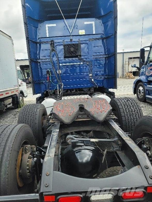 Volvo VNR64T640 Tegljači
