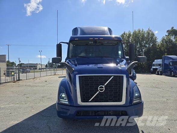Volvo VNR64T640 Tegljači