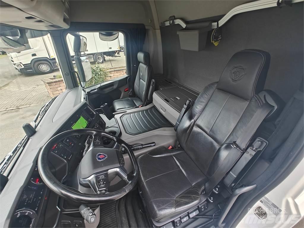 Scania P280 Sanduk kamioni
