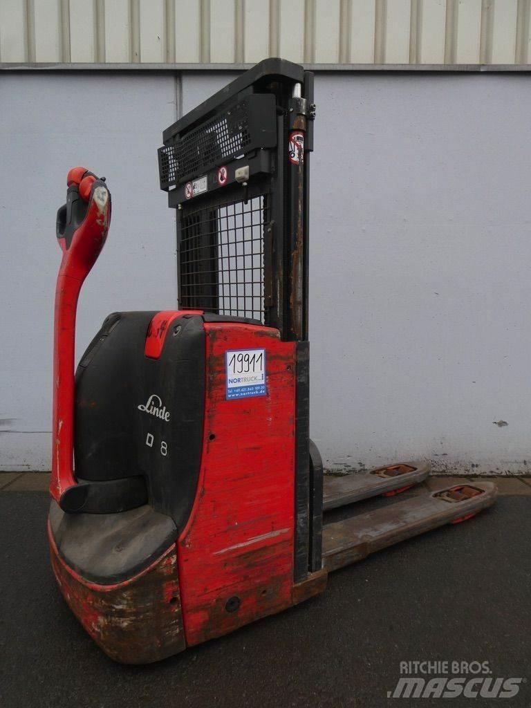 Linde D08-1160 Ručni električni viljuškar