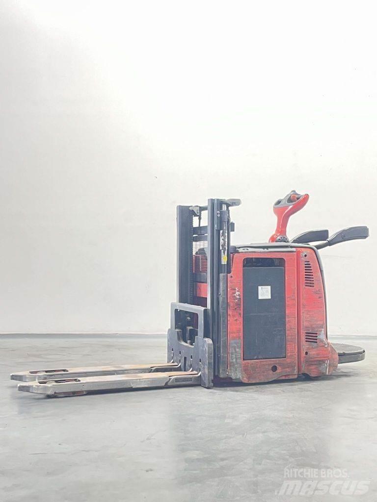 Linde D12AP-133 Ručni električni viljuškar