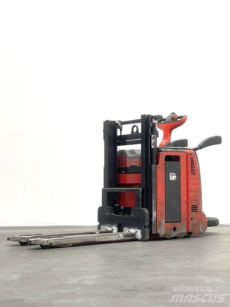 Linde D12HPAP Ručni električni viljuškar