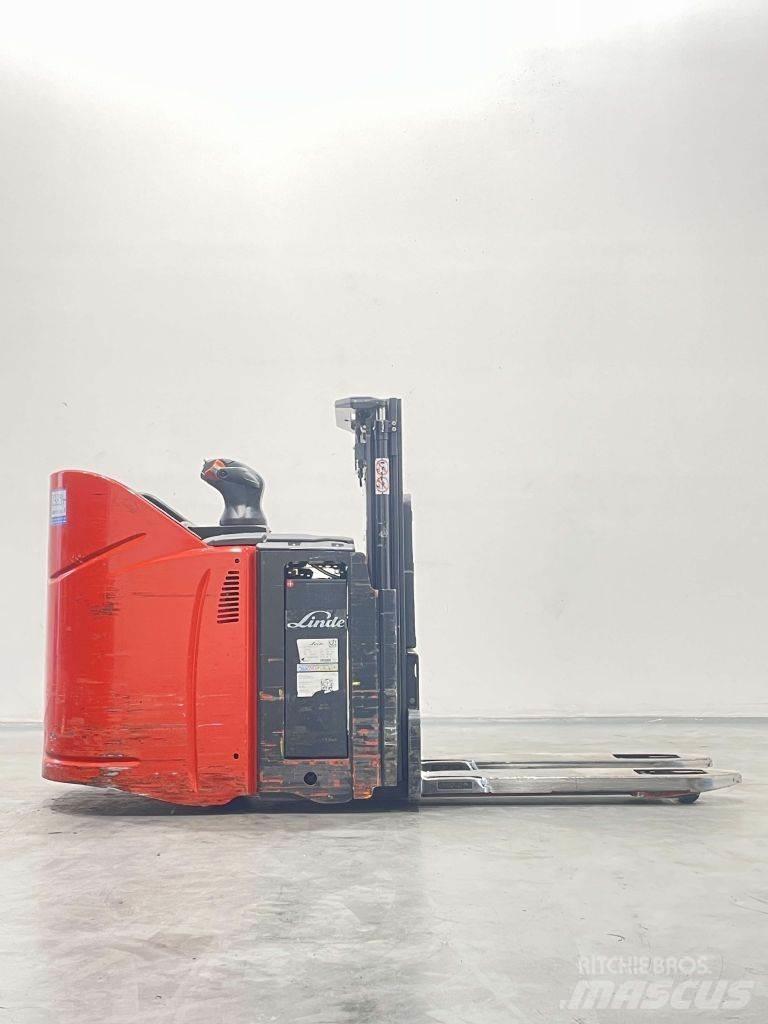 Linde D12SPHP-133 Ručni električni viljuškar