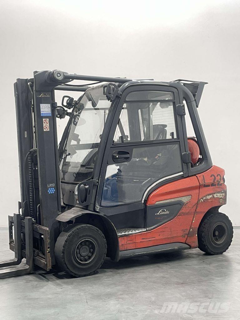 Linde H25T-01-1202 Plinski viljuškari