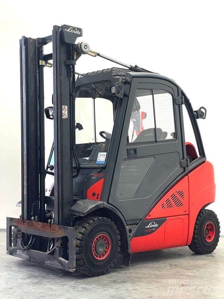 Linde H25T-392-EVO Plinski viljuškari