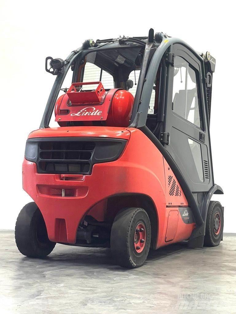 Linde H25T-392-EVO Plinski viljuškari