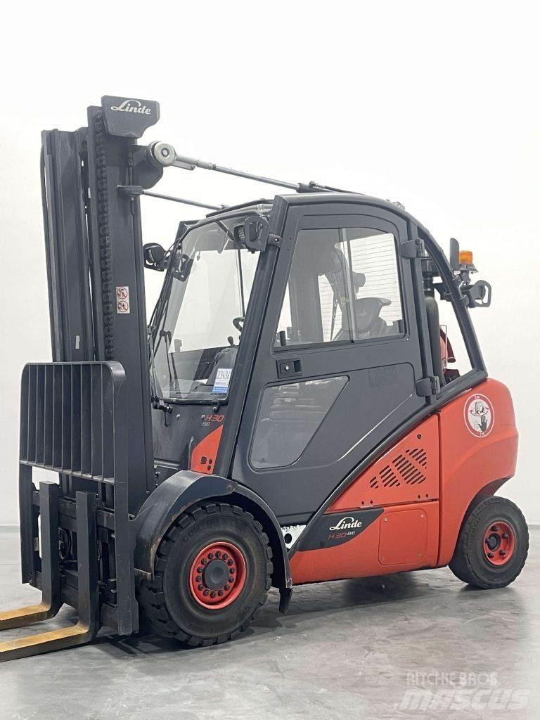 Linde H30T-02-393 Plinski viljuškari