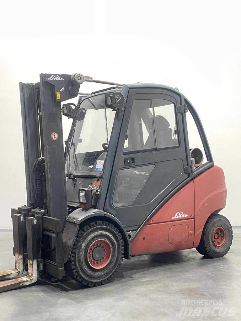 Linde H30T-393 Plinski viljuškari
