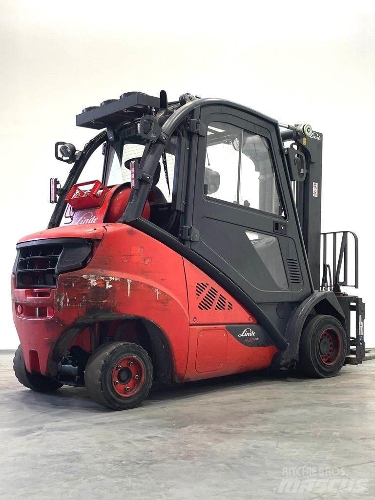 Linde H30T-393-EVO Plinski viljuškari