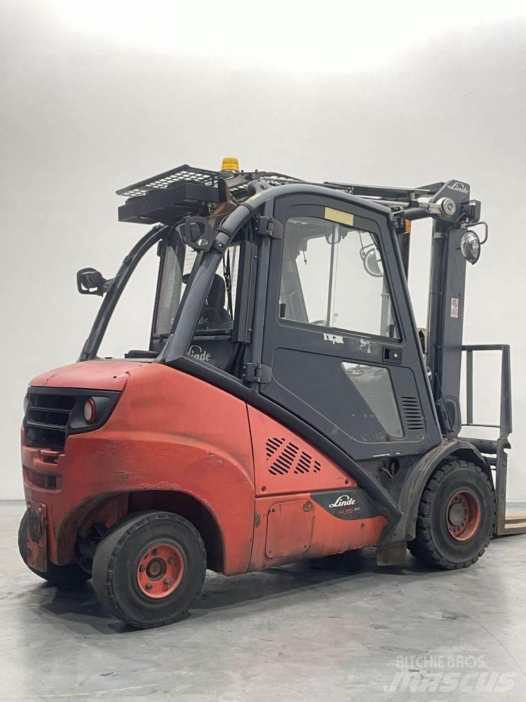 Linde H35D-02-393 Dizelski viljuškari