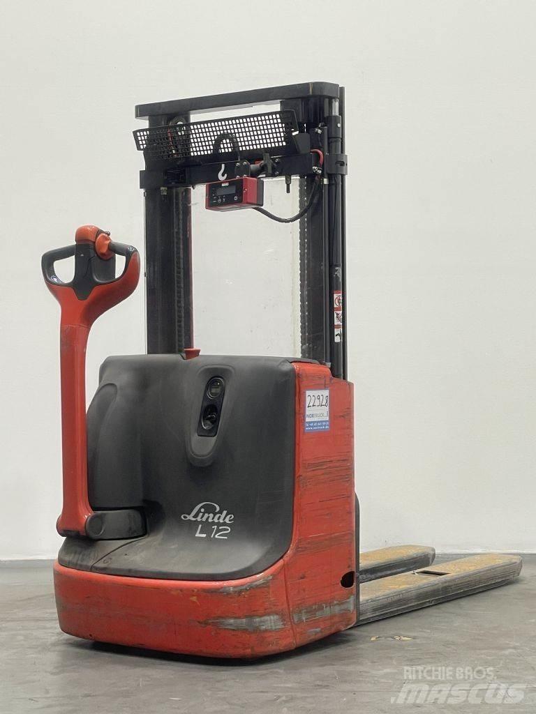 Linde L12 Ručni električni viljuškar