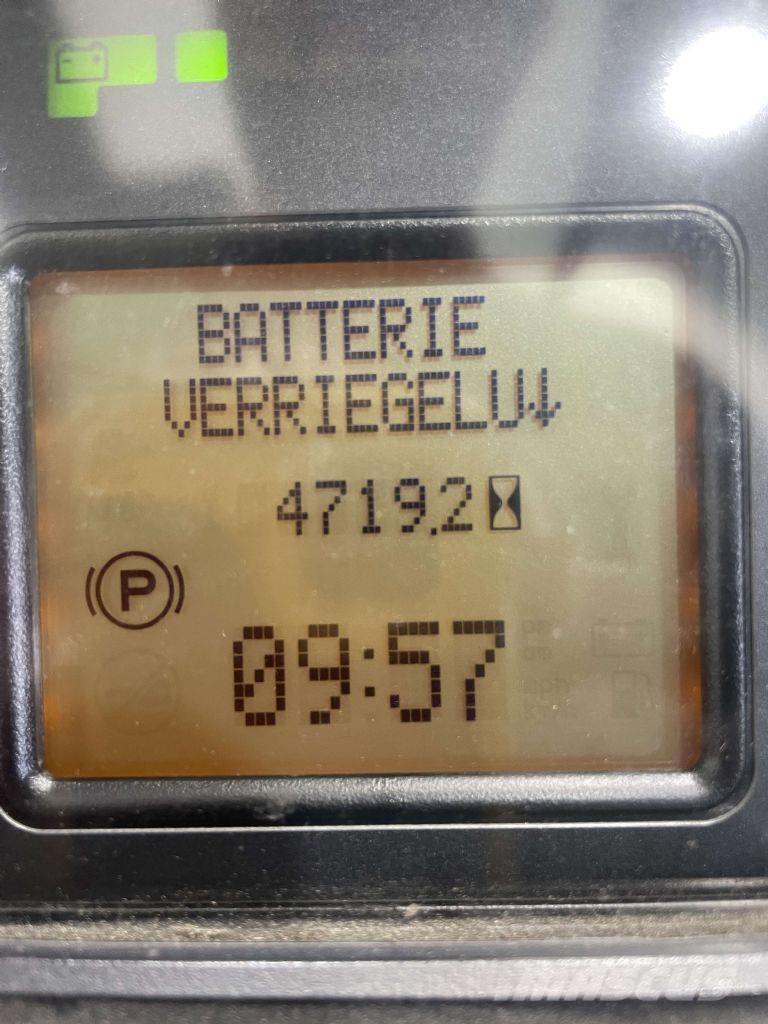 Linde R16-01-1120 Viljuškari sa pomičnim stupom